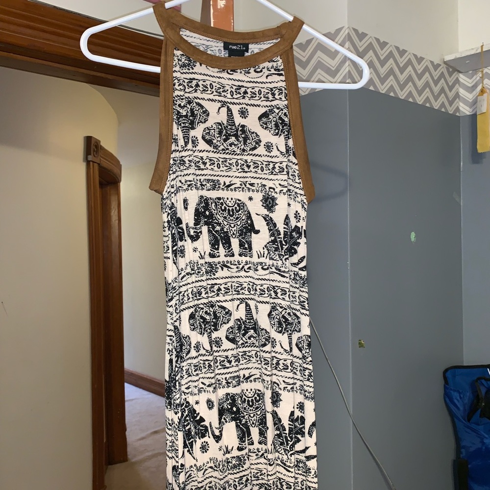 Maxi dress